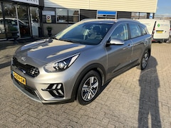 Kia Niro - 1.6 GDi Hybrid ExecutiveLine Deze auto is van de eerst eigenaar, bijzonder weinig km, navi