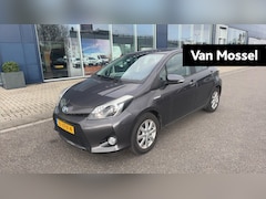 Toyota Yaris - 1.5 Full Hybrid Aspiration | Automaat | Navigatie | Parkeer camera | Cruise control | Lage