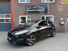 Ford Fiesta - 1.6 ST- 2 - 182 PK DEALER ONDERHOUDEN - CAMERA - PARKEERSENSOREN- STOELVERWARMING