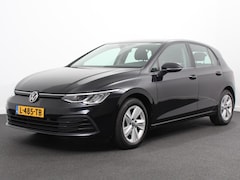 Volkswagen Golf - 1.5 TSI 130pk Life | Navigatie | Climate Control | Cruise control adaptief | Parkeer senso