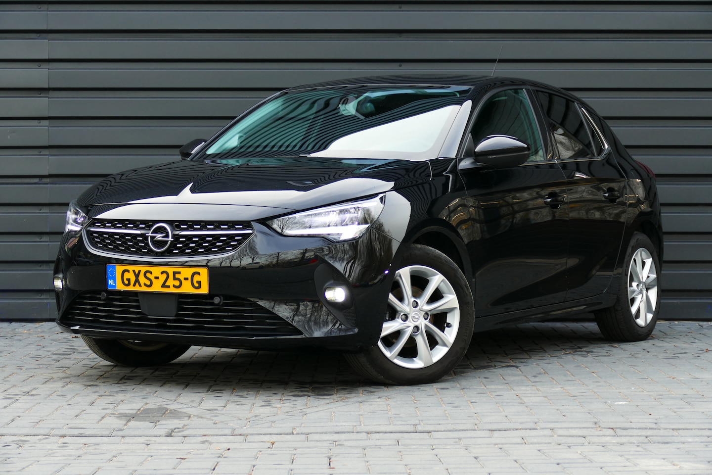 Opel Corsa - 1.2 75PK 5-DRS ELEGANCE / NAVI / LED / CLIMA / PDC / CAMERA / WINTEPAKKET / BLUETOOTH / CR - AutoWereld.nl