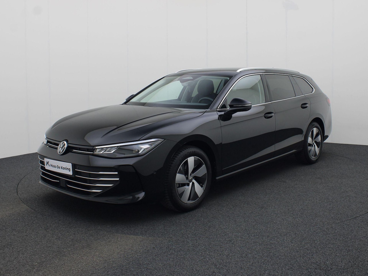 Volkswagen Passat Variant - 1.5eTSI/150PK Business DSG · Navigatie · Leder/Alcantara · Parkeersensoren + rondom zichtc - AutoWereld.nl