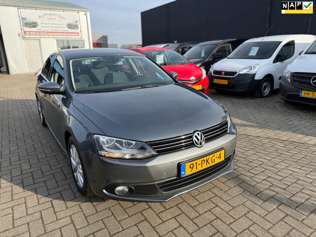 Volkswagen Jetta - 1.2 TSI Comfortline 1.2 TSI Comfortline - AutoWereld.nl