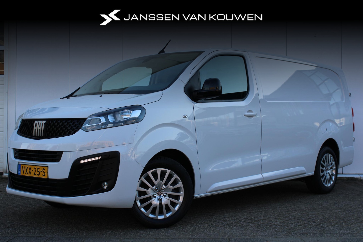 Fiat Scudo - 2.0 MultiJet 145 pk L3H1 Trekhaak / Parkeercamera / Navigatie - AutoWereld.nl