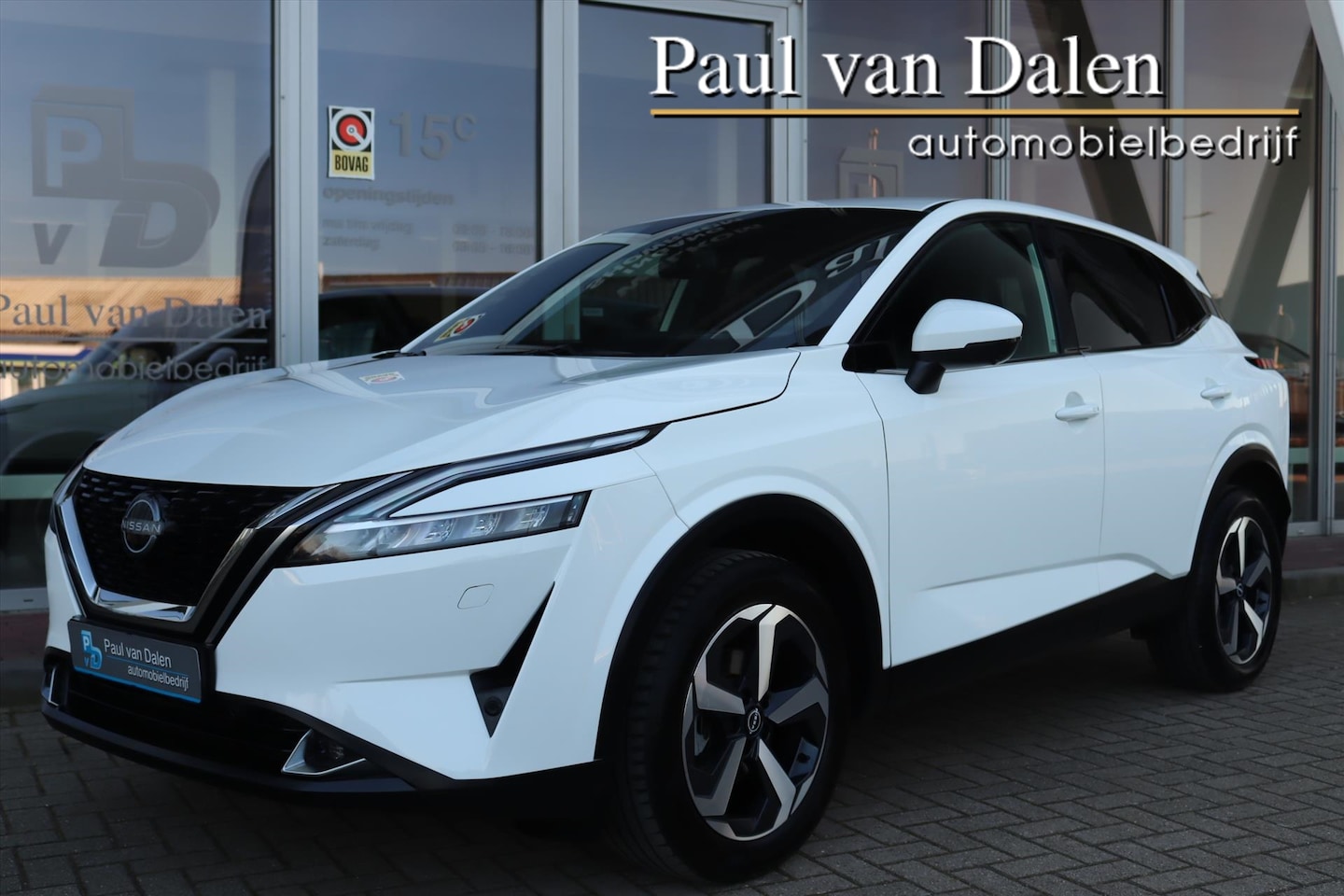 Nissan Qashqai - 1.3 MHEV 158PK XTRONIC AUTOMAAT TEKNA Navi | Head Up | Electr.stoel | Leer | Adapt.Cruise - AutoWereld.nl