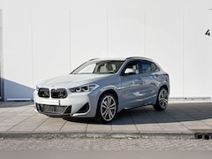 BMW X2 - sDrive18i High Executive M-Sport / 19 inch / Head-Up / Achteruitrijcamera / LED koplampen