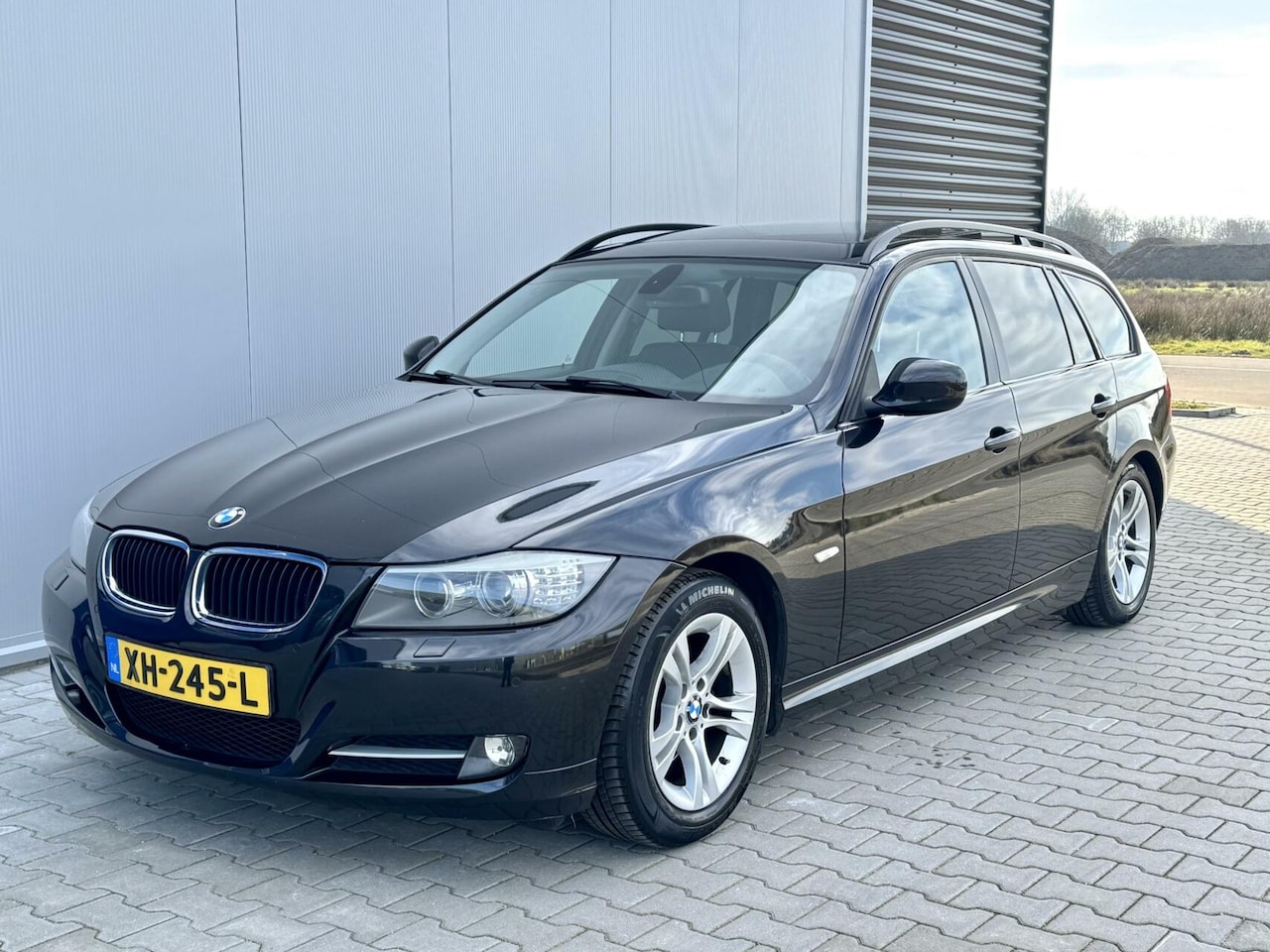 BMW 3-serie Touring - 320i High Executive | AUT | Pano | Xenon - AutoWereld.nl