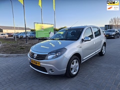 Dacia Sandero - 1.2 Blackline / Zeer nette en betrouwbare auto / APK april 2026