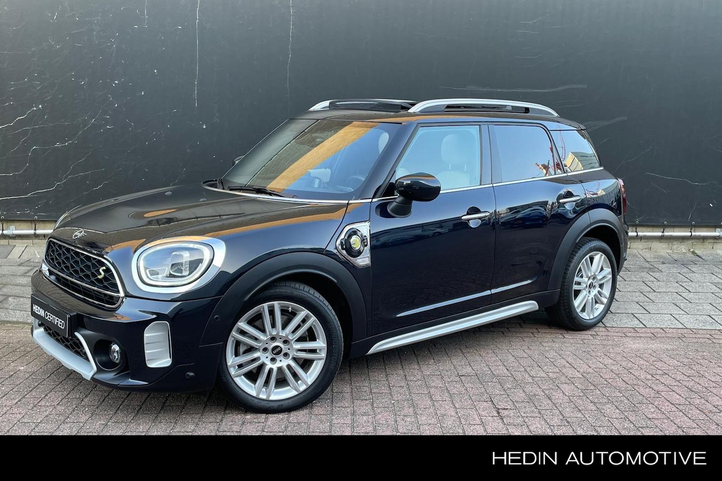 MINI Countryman - Mini 2.0 Cooper S E ALL4 MINI Yours | Panorama Dak | Adaptief Cruise Control | Harman Kard - AutoWereld.nl