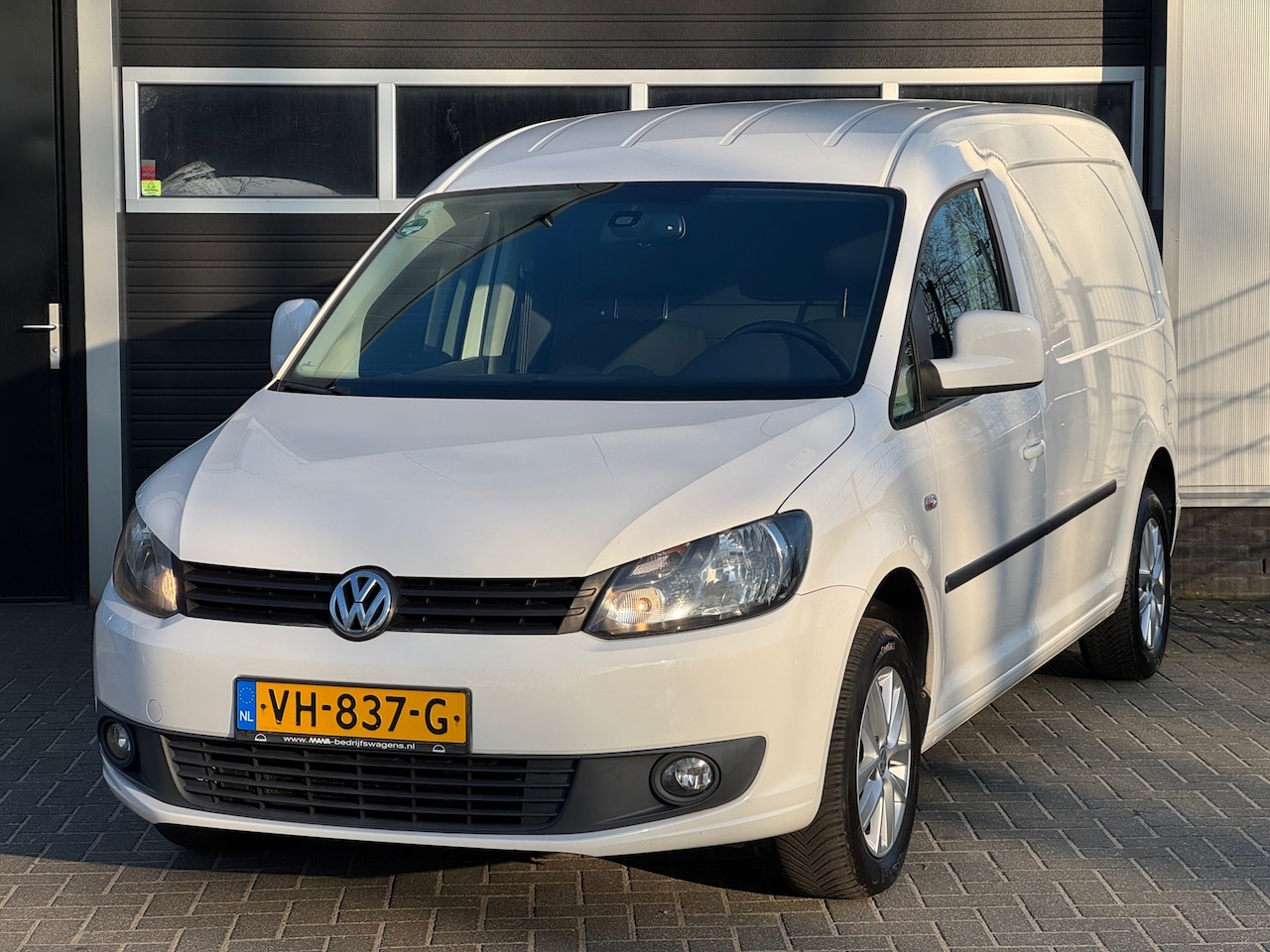 Volkswagen Caddy Maxi - 1.6 TDI BMT Navi, PDC, Airco, NAP - AutoWereld.nl