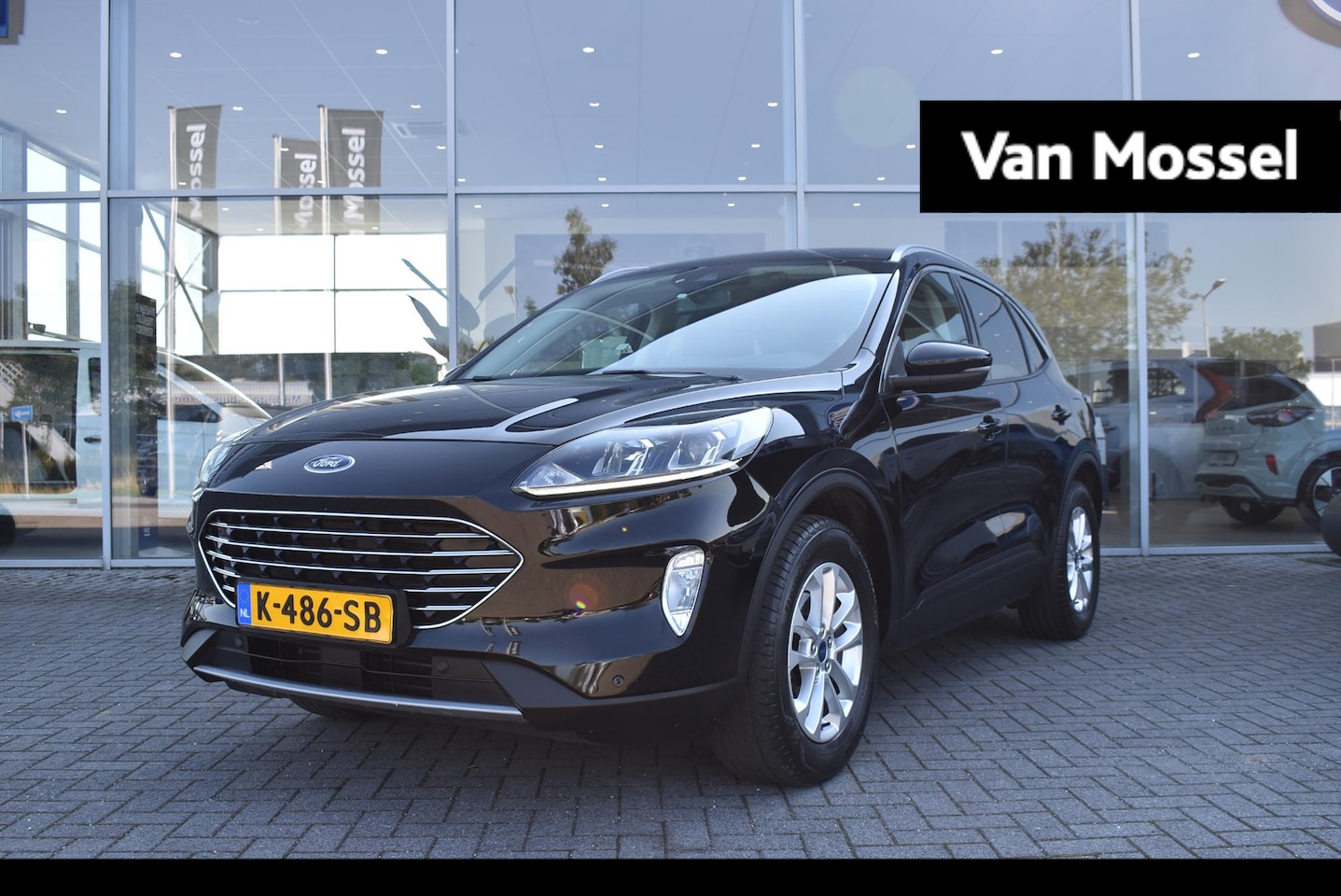 Ford Kuga - 1.5 EcoBoost Titanium | Cruise Control | Winterpack | Achteruitrijcamera | Trekhaak Elektr - AutoWereld.nl