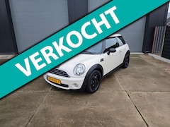 MINI One - 1.4 Anniversary Nieuwe distr/grote beurt