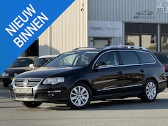 Volkswagen Passat Variant - 1.4 TSI Highline BlueMotion AUTOMAAT/LEER/ALCANTARA/TREKHAAK/STOELVERWARMING/CRUISECONTROL