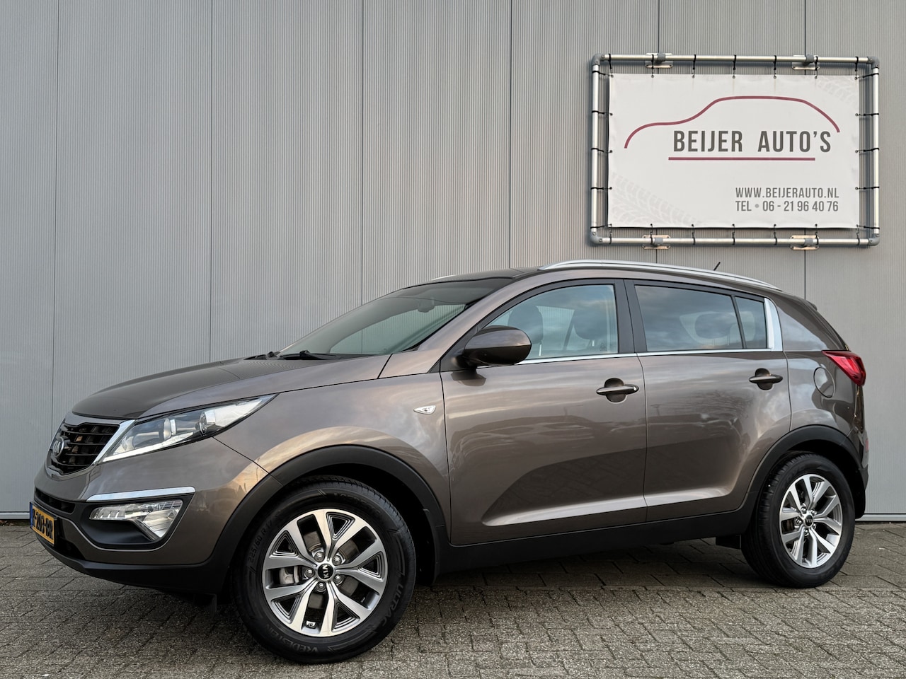 Kia Sportage - 1.6 GDI ComfortLine Airco/Bluetooth/17inch. - AutoWereld.nl