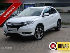 Honda HR-V - 1.5 i-VTEC Executive AFNEEMBARE TREKHAAK, PANO