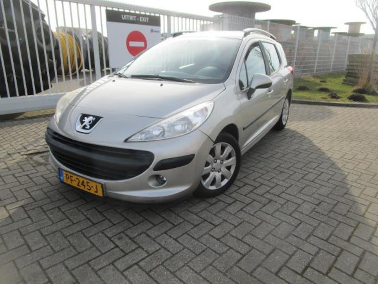 Peugeot 207 SW - 1.4 VTi Sublime 1.4 VTi Sublime, Panoramadak - AutoWereld.nl