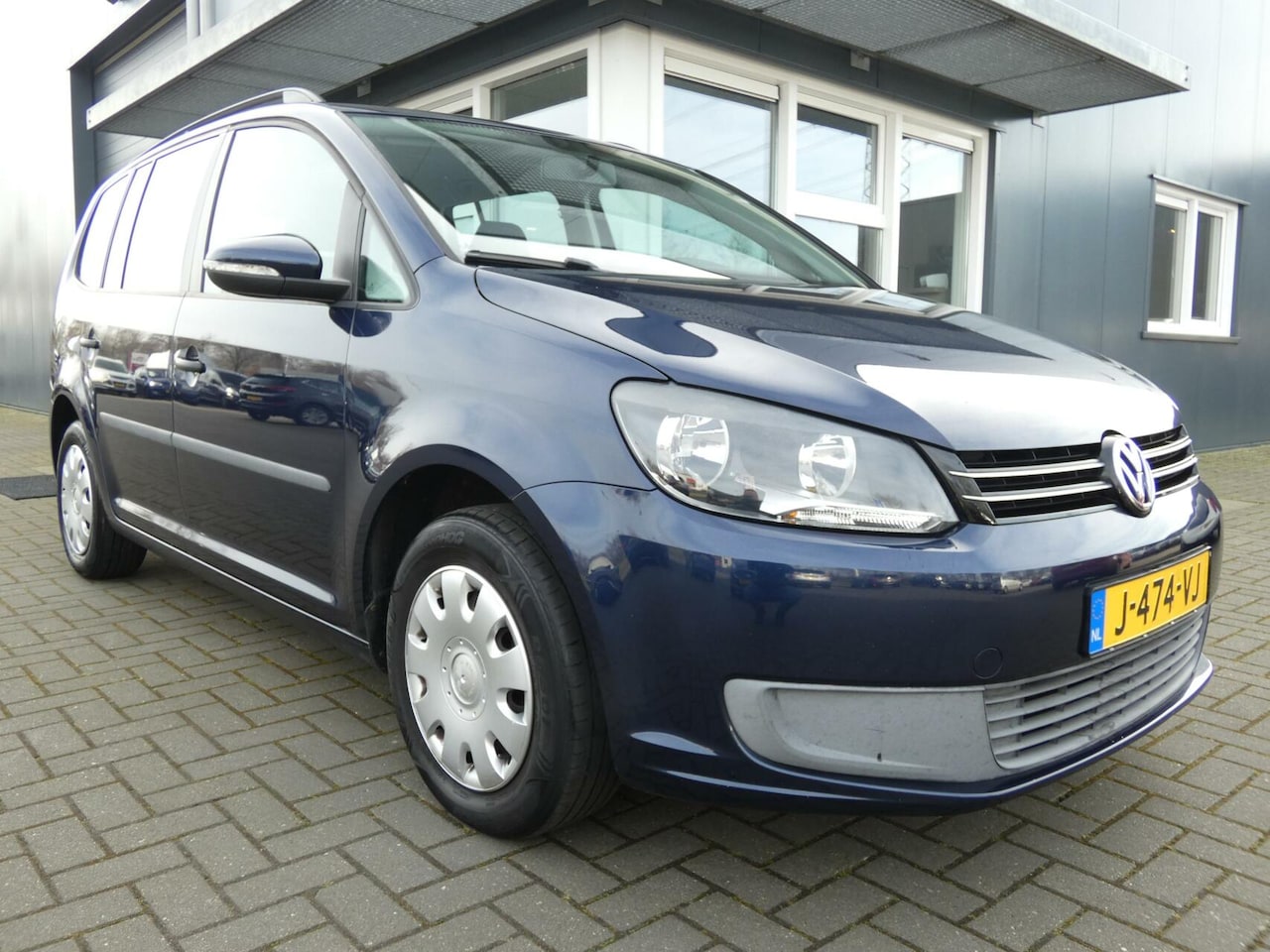 Volkswagen Touran - 1.2 TSI Trendline | AIRCO | TREKHAAK | NIEUWE APK!!! - AutoWereld.nl