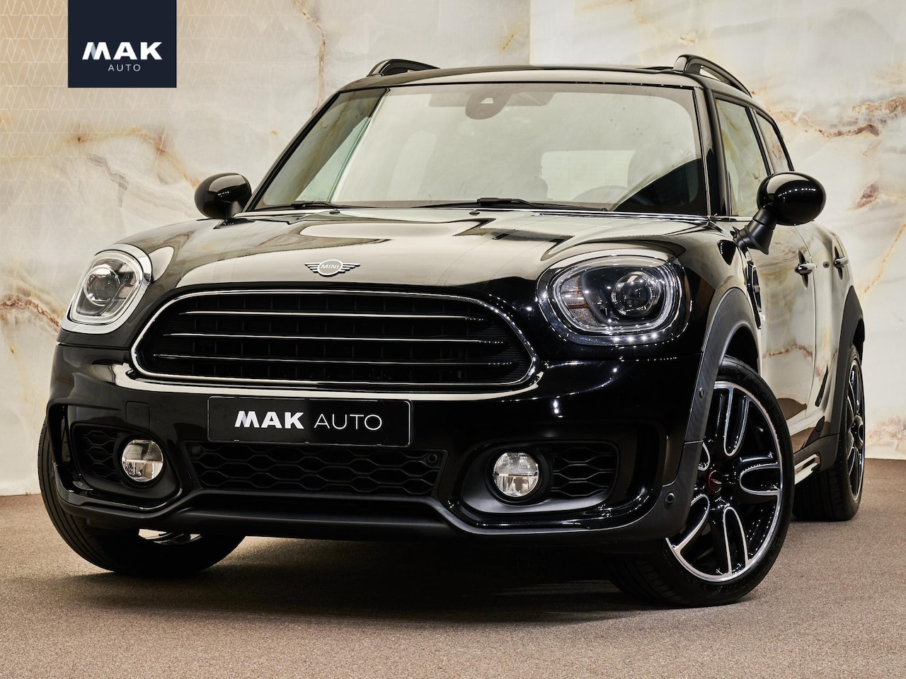 MINI Countryman - 1.5 Cooper JCW, H/K, pano, 18'', memory, sport.stl., keyless, privacy - AutoWereld.nl