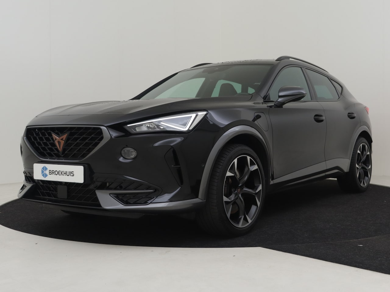 CUPRA Formentor - 1.4 e-Hybrid VZ Performance 245pk | Adaptief cruise control | Dodehoekdetectie | Navigatie - AutoWereld.nl