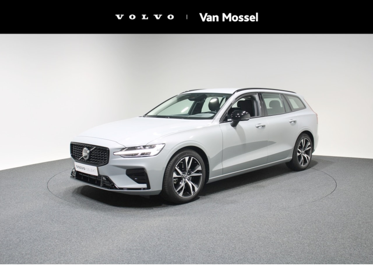 Volvo V60 - B4 Plus Dark Climate Pack ACC Trekhaak Automaat - AutoWereld.nl