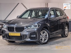 BMW X1 - XDrive25e High Executive|Trekhaak|M-sport|LED|Dealer