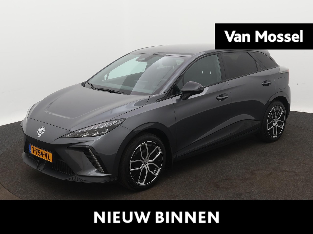 MG 4 - Luxury 64 kWh | WLTP 435KM | Navigatie | 360° Cam | 18"LMV | ACC | ECC | Stoel + Stuur Ver - AutoWereld.nl