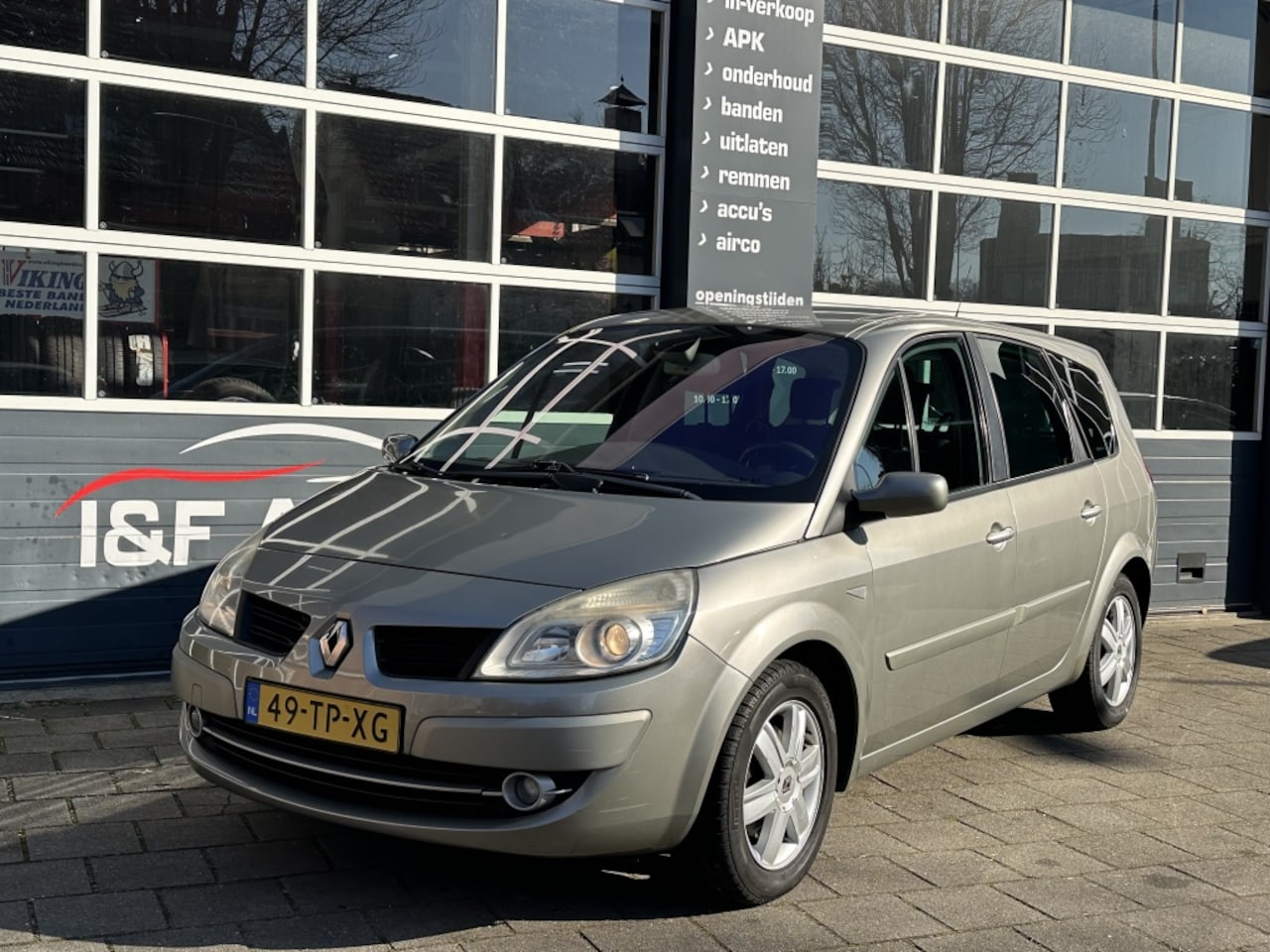 Renault Grand Scénic - 2.0-16V Tech Line Airco Trekhasak 1.eigenaar - AutoWereld.nl