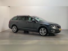 Skoda Octavia Combi - 1.0 TSI Greentech Business Edition Plus LED Stoelverwarming DAB+ Parkeersensoren