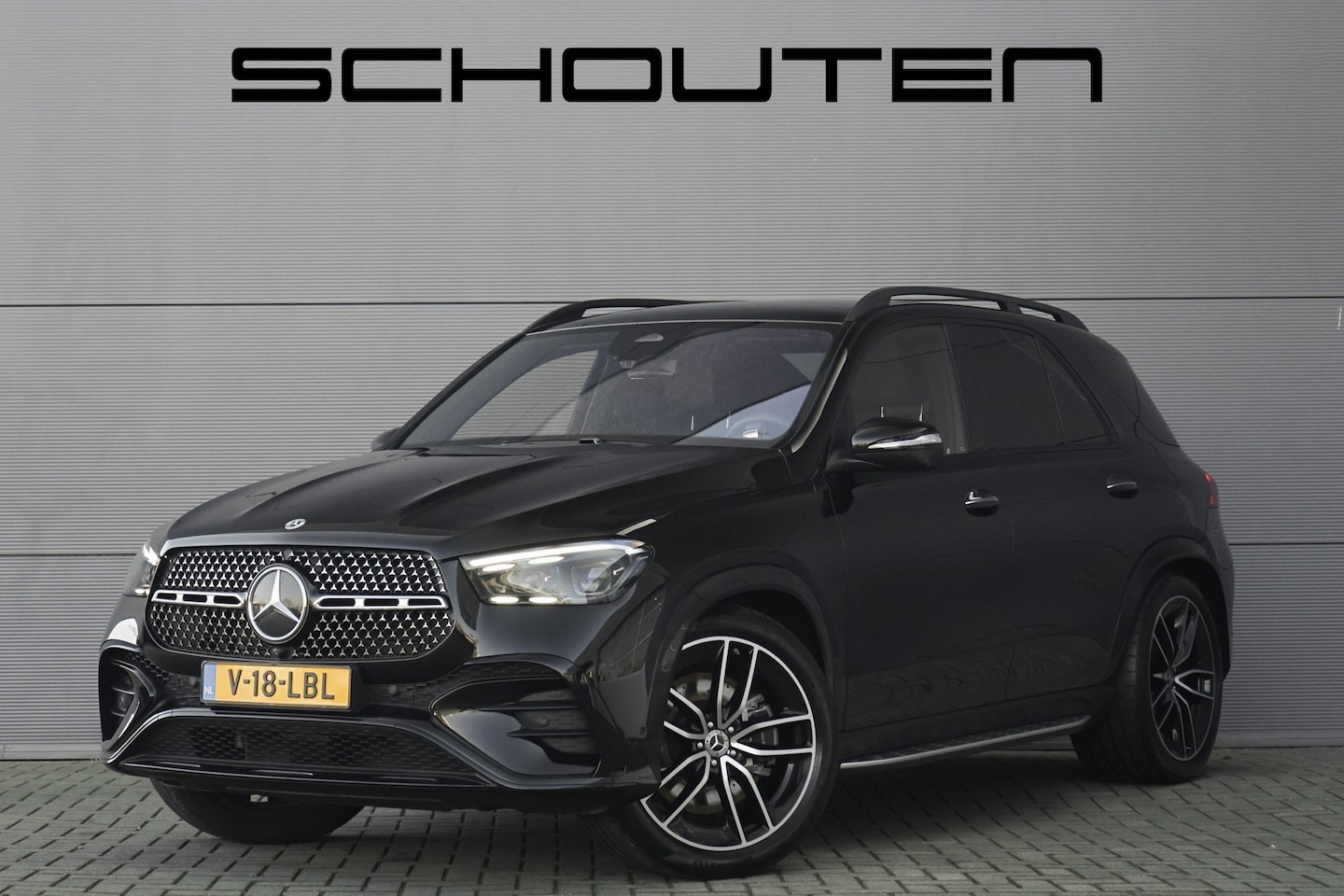 Mercedes-Benz GLE-Klasse - 450D 4M AMG Grijs Kenteken Airmatic Distronic 22" Stoelventilatie - AutoWereld.nl