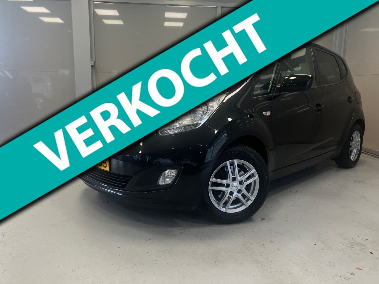 Kia Venga - 1.4 CVVT 20th Anniversary | NAVI | AIRCO | CRUISE CONTROL | TREKHAAK | - AutoWereld.nl