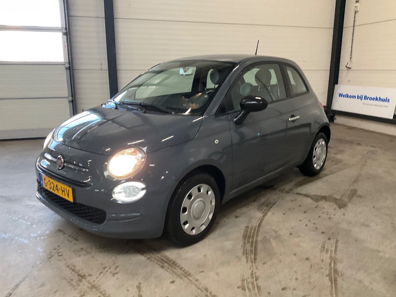 Fiat 500 - 1.2 Young | Anti Blokkeer Systeem | Bluetooth telefoonvoorbereiding | LED dagrijverlichtin - AutoWereld.nl