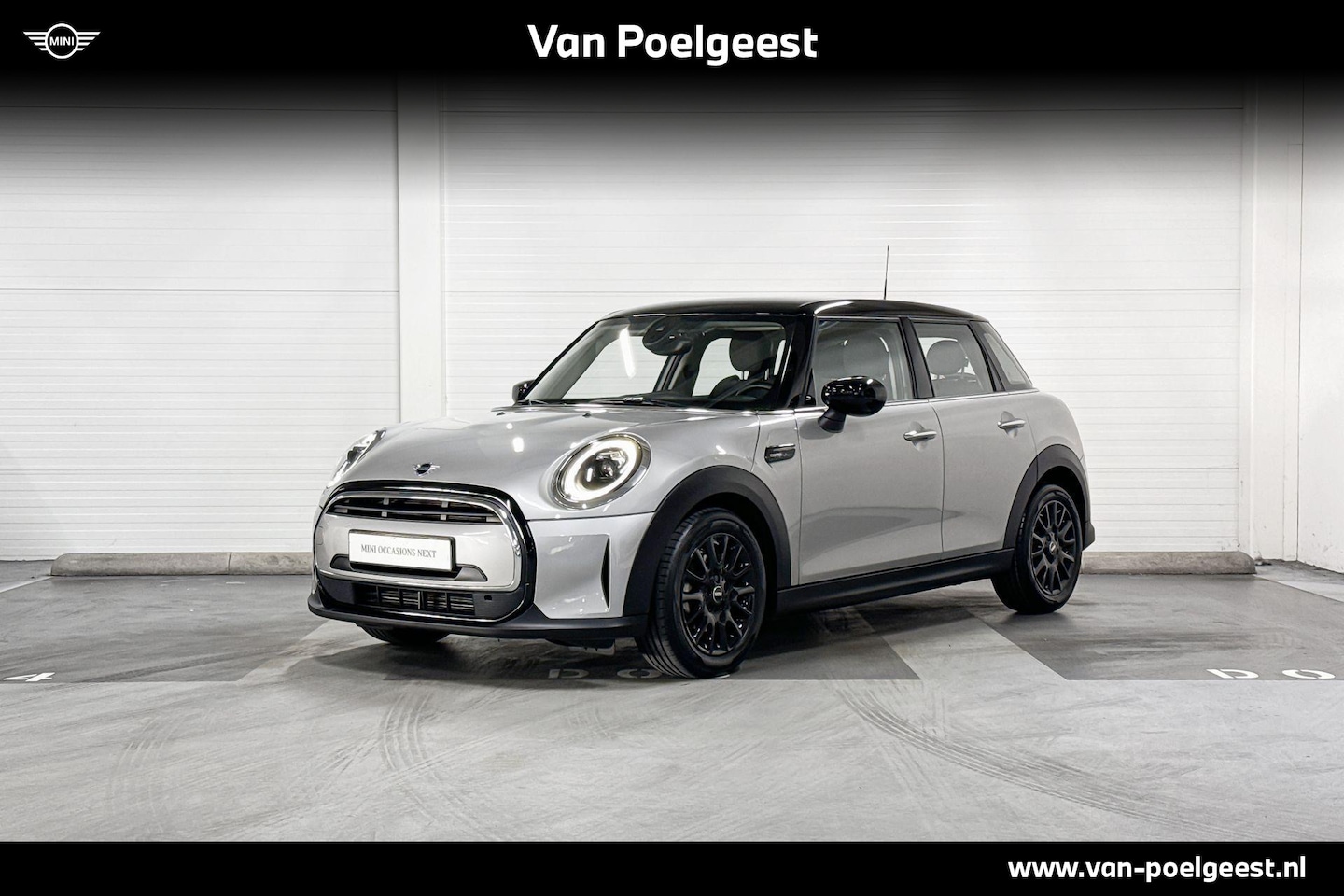 MINI Cooper - 5-deurs | Classic uitvoering | Park Distance Control | Navigatiesysteem | Apple Carplay - AutoWereld.nl