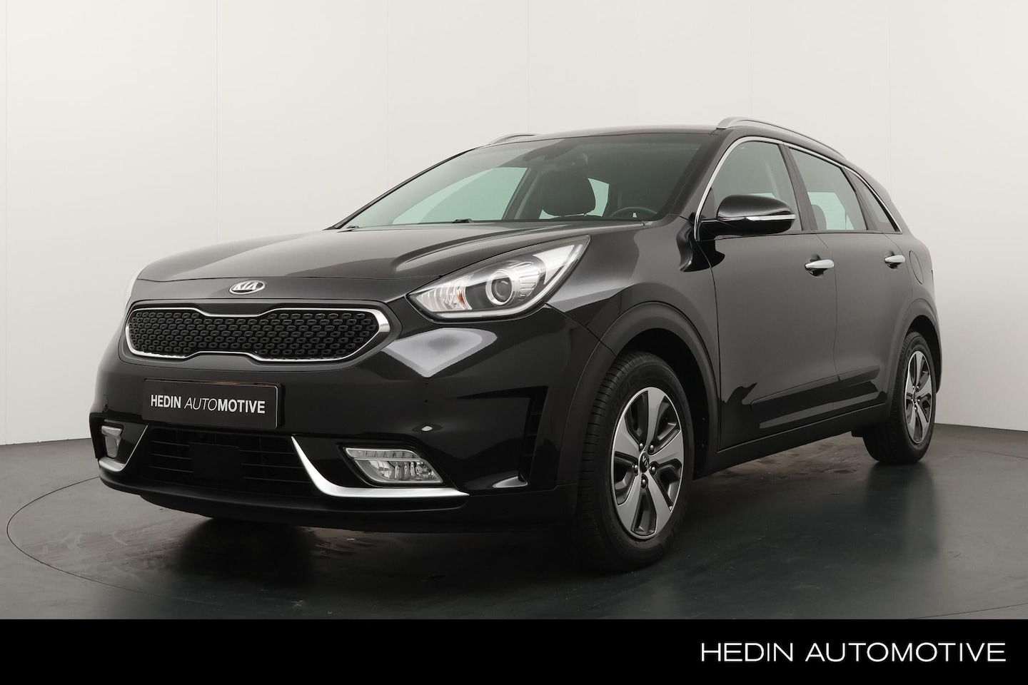 Kia Niro - 1.6 GDi Hybrid DynamicLine | Automaat | Parkeer Camera | Navigatie | Apple Carplay & Andro - AutoWereld.nl