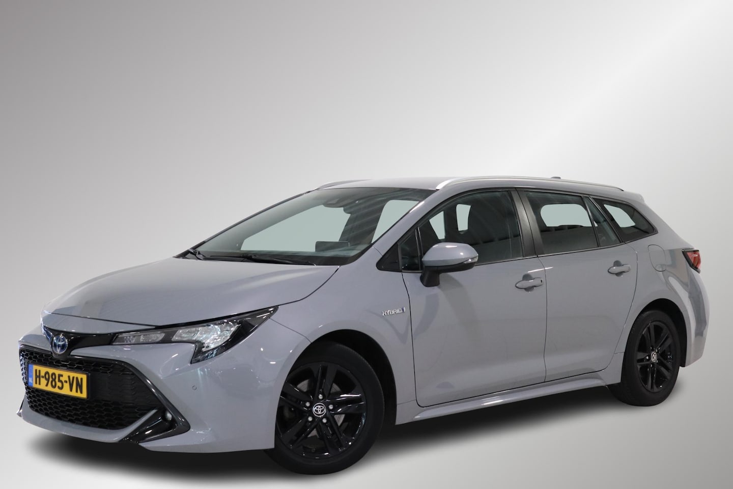 Toyota Corolla Touring Sports - 1.8 Hybrid Active 1.8 Hybrid Active, Apple Carplay & Android Auto, Parkeersensoren voor en achter, Trekhaak, - AutoWereld.nl