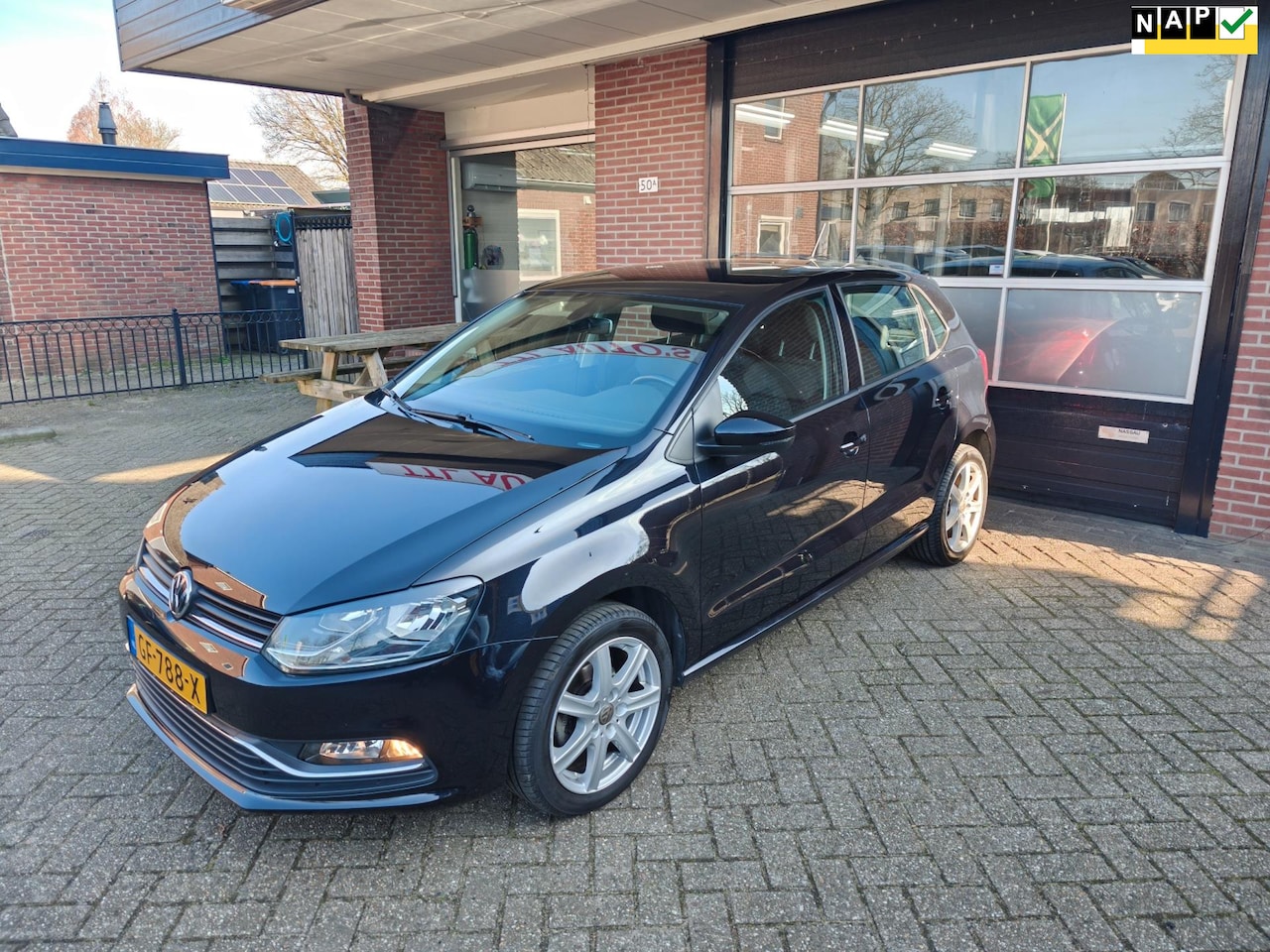 Volkswagen Polo - 1.2 TSI Comfortline 1.2 TSI Comfortline, Clima, Cruise, Bluetooth, 1e eig, LM, NAP - AutoWereld.nl