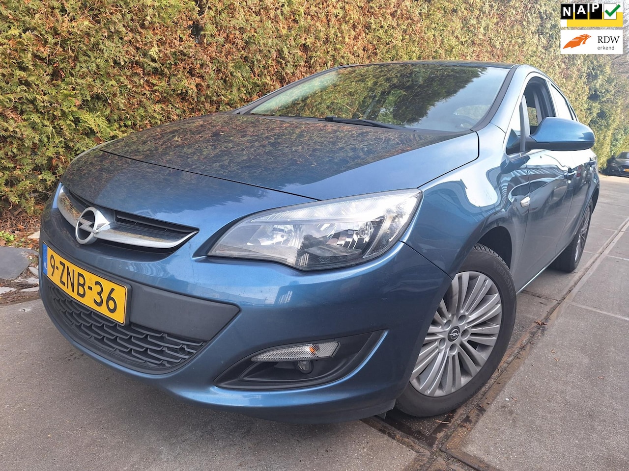 Opel Astra - 1.6 CDTi Design Edition 1.6 CDTi Design Edition - AutoWereld.nl