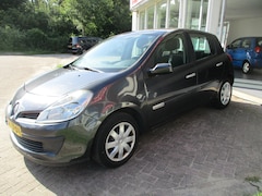 Renault Clio - 1.2 TCE Rip Curl 5 Deurs Kan direct mee Apk 22-11-2025