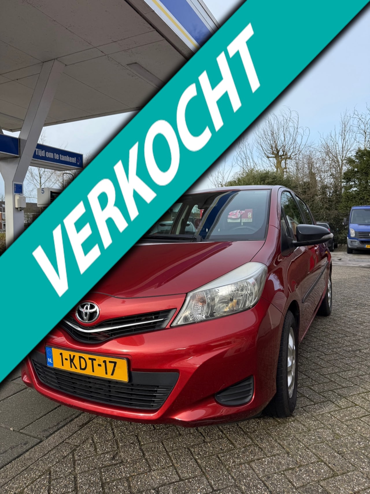 Toyota Yaris - 1.0 VVT-i Aspiration / Navigatie / Airco / Camera / Bluetooth - AutoWereld.nl