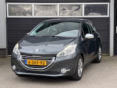 Peugeot 208 - 1.2 VTi Allure Navi, Cruise, Climate Control, PDC, NAP