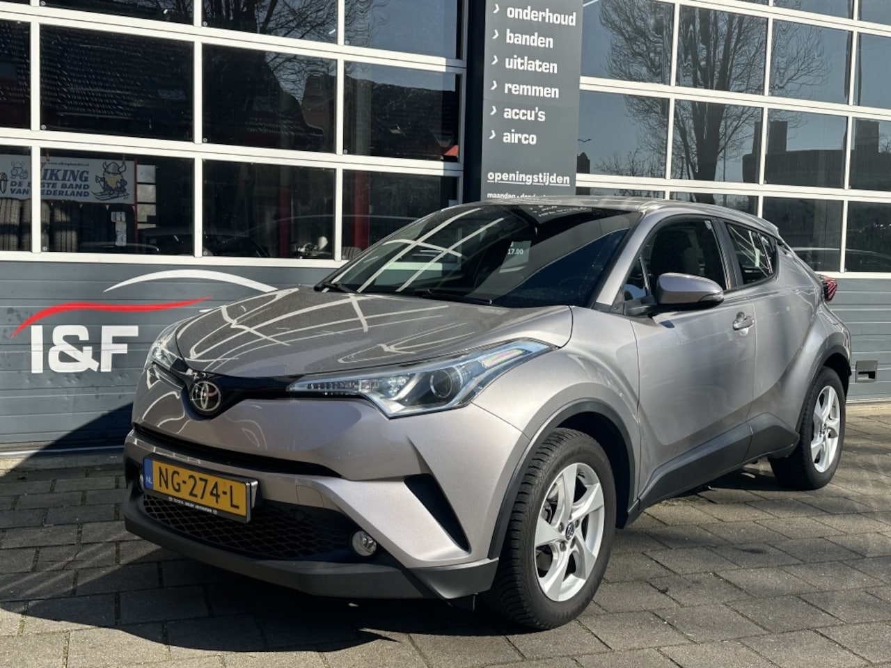 Toyota C-HR - 1.2 Dynamic Led Ecc Camera Dealer onderhouden - AutoWereld.nl