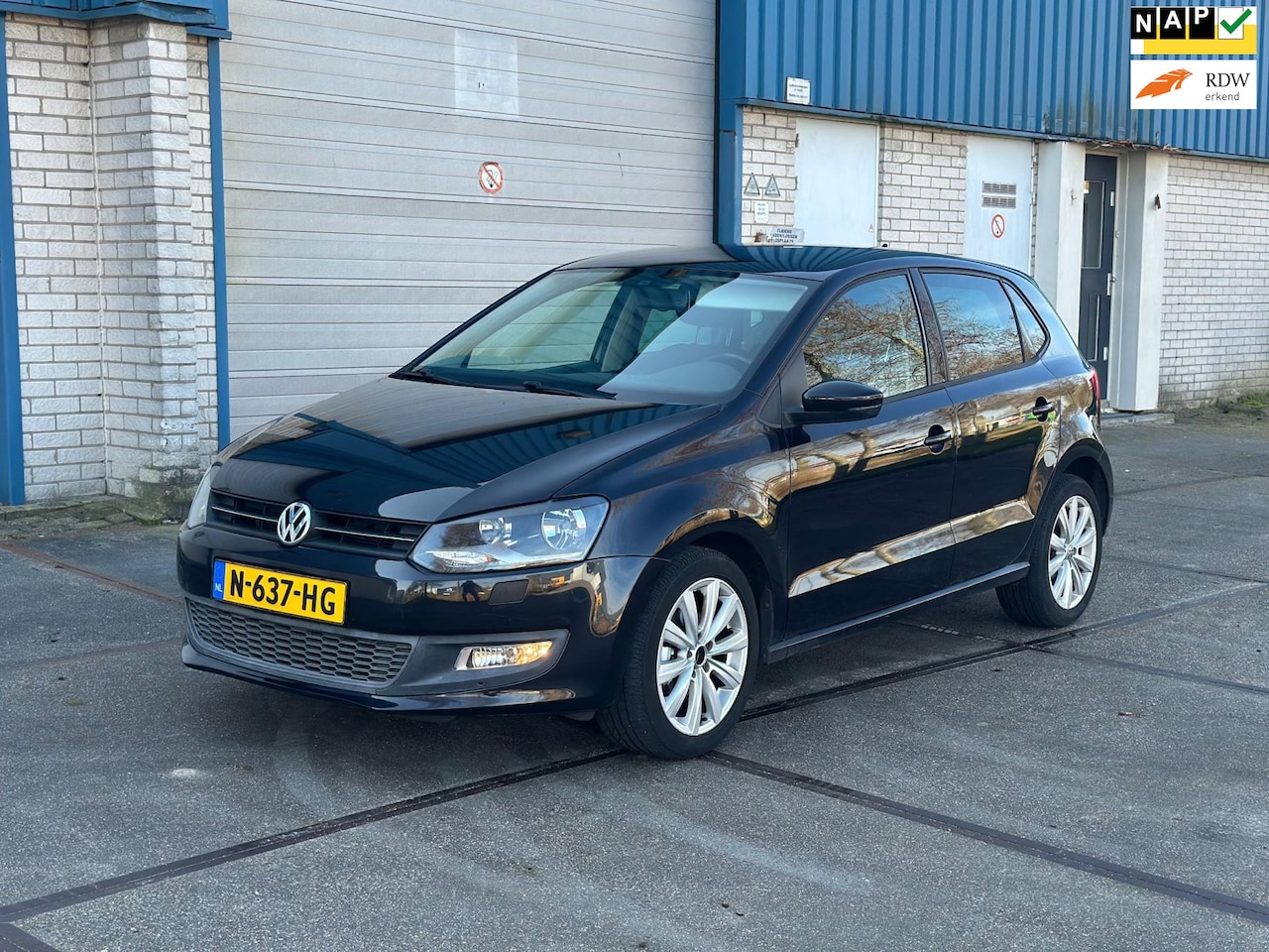 Volkswagen Polo - 1.2 TSI Comfortline Clima! 145.800 KM! PDC! Stoelverwarming! - AutoWereld.nl