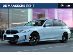 BMW 3-serie Touring - 320e High Executive M Sport Automaat / Panoramadak / Sportstoelen / Adaptieve LED / Parkin