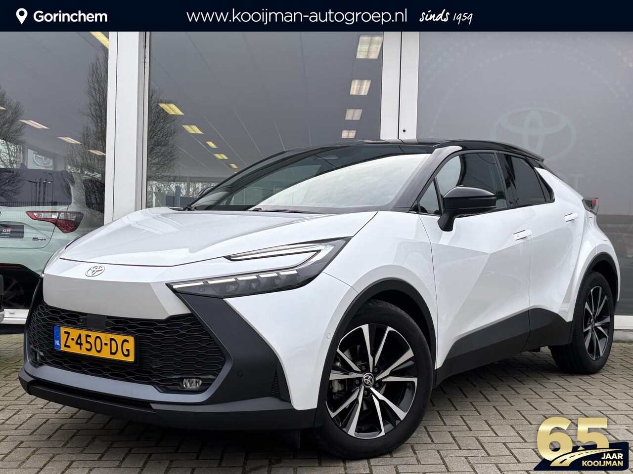 Toyota C-HR - 1.8 Hybrid 140 First Edition | Zwart dak | Elek. achterklep | Blindspot | 360 Camera | Ada - AutoWereld.nl