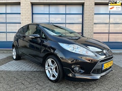 Ford Fiesta - 1.4 97 pk Clima - Sportstoelen - Stoelverwarming - Goed onderhouden - Lm velgen