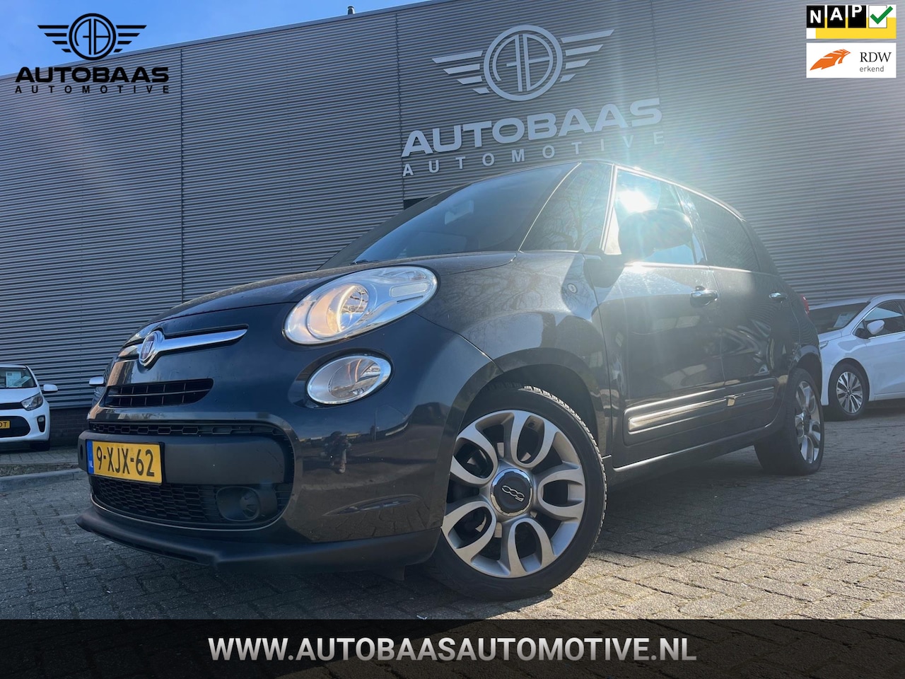 Fiat 500 L - 0.9 TwinAir Easy Eco NL-AUTO+NAP+NAVIGATIE+TREKHAAK+AIRCO+17 INCH LICHTMETALEN VELGEN+PARK - AutoWereld.nl