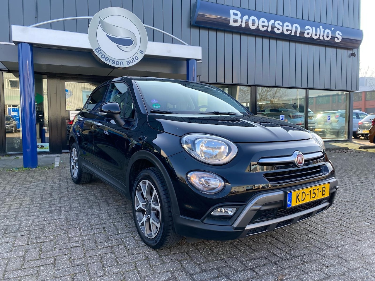 Fiat 500 X - Cross 1.4 Turbo 140pk Cross met Pano, Leer en P.sensor - AutoWereld.nl