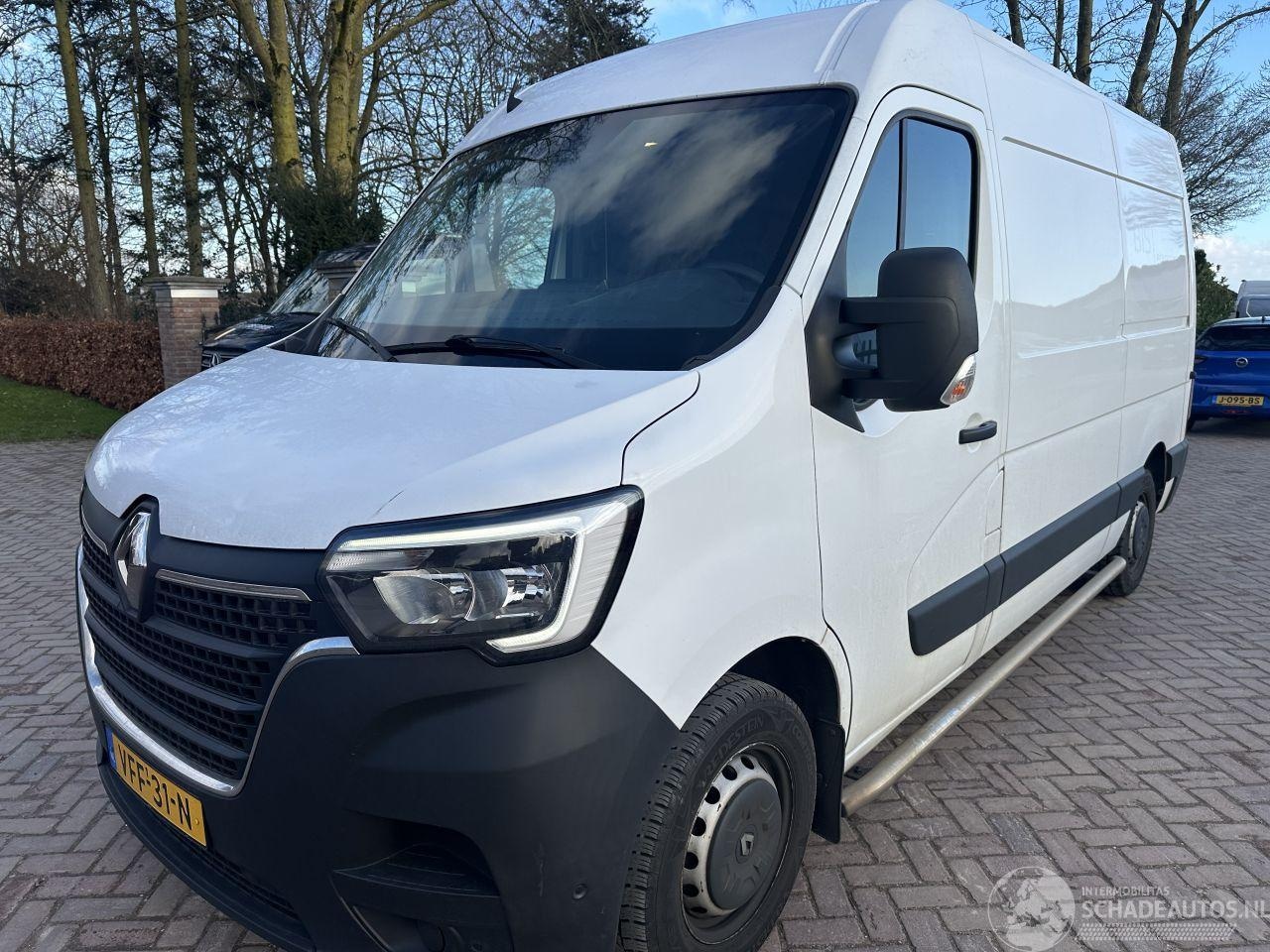 Renault Master - 2.3 DCI 180PK automaat T35 - AutoWereld.nl