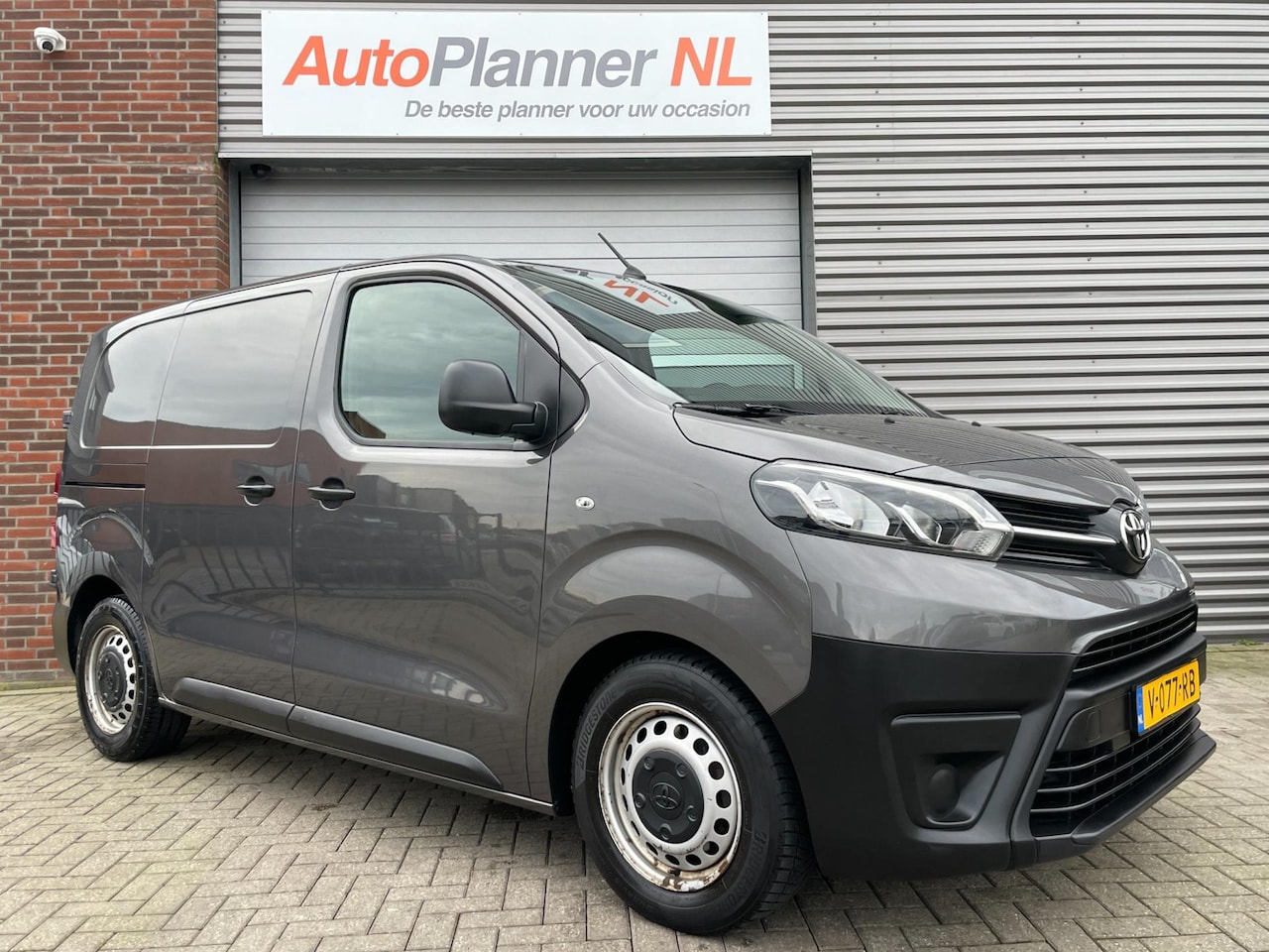 Toyota ProAce Compact - 1.6 D-4D! Airco! Cruise! Navi! 3-Zits! - AutoWereld.nl