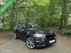 BMW X5 - X-Drive 40D / Grijs kenteken / Xenon / Leder / BTW