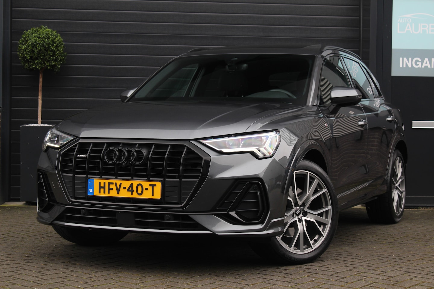 Audi Q3 - 40 TFSI Quattro Edition One | Pano | Trekhaak | 360 Camera - AutoWereld.nl